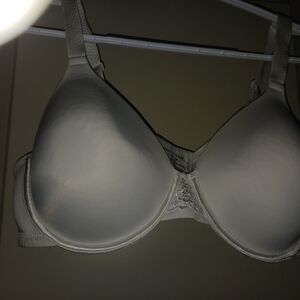Vanity Fair White Bra